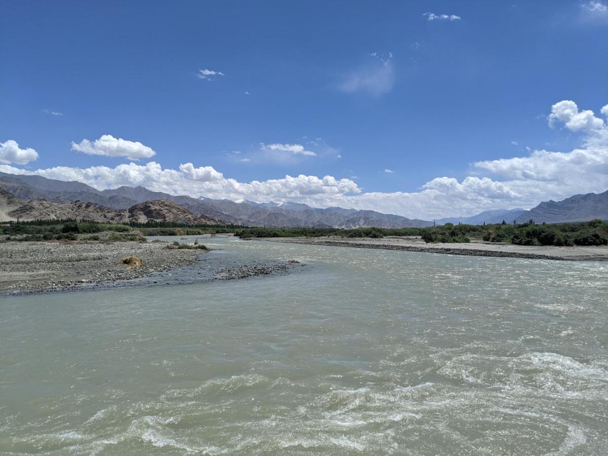The Indus River Camp Λεχ Εξωτερικό φωτογραφία